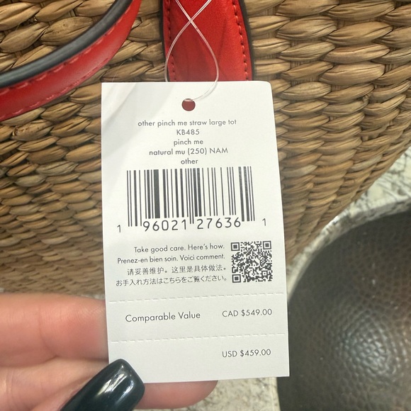 Kate Spade Natural Straw Tote with Red Crab Design - Picture 6 of 7